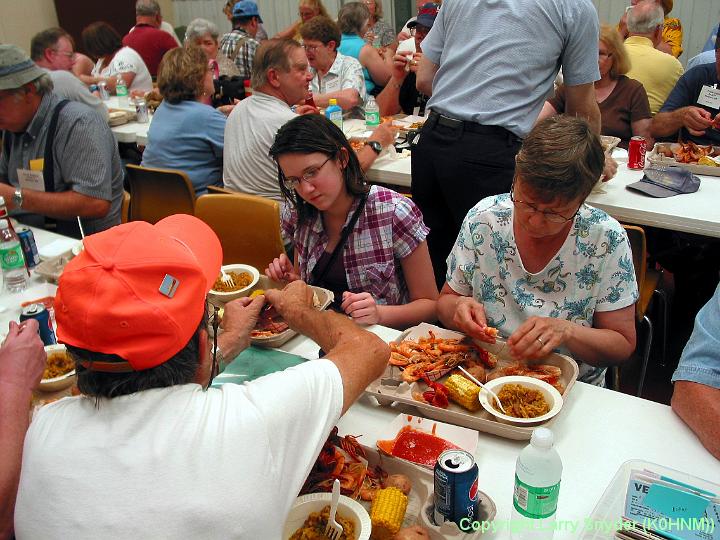 IMG_0390_K0HNM_Granddaughter_First_Shrimp_Boil.JPG